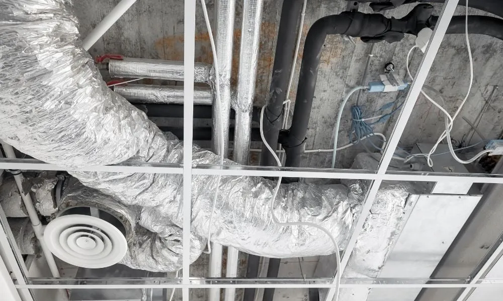 the role of sustainable practices in improving air conditioning energy efficiency