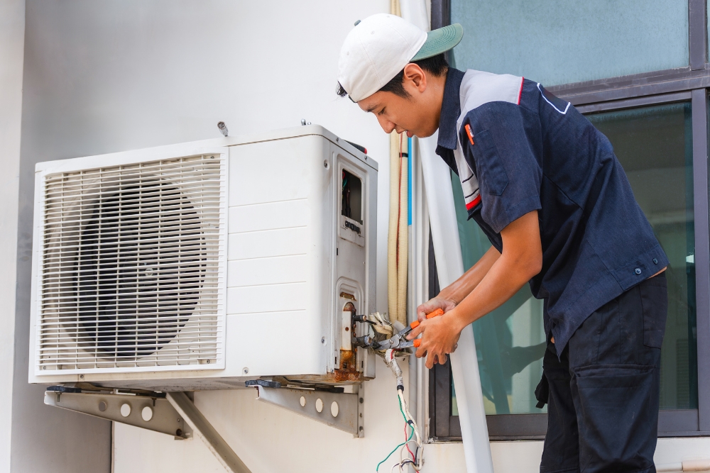 how to retrofit older homes with modern air conditioning
